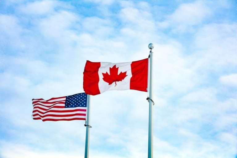 Mỹ và Canada