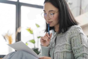 Bài luận cá nhân là một trong những yêu cầu để du học Mỹ ngành công nghệ sinh học