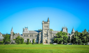 Đại học Toronto thành lập năm 1827 và có 3 cơ sở giảng dạy