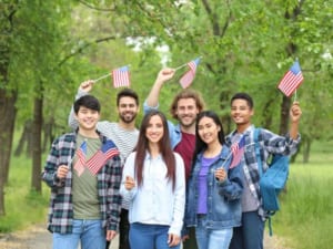 Trại hè Mỹ sẽ là chất liệu đắt giá cho một bài luận thu hút Hội đồng tuyển sinh