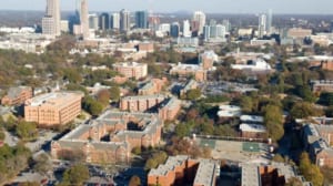 Khuôn viên chính của Học viện Công nghệ Georgia như một biểu tượng kiến trúc giữa lòng Atlanta