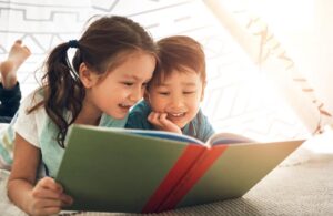 Phương pháp học tập nên tập trung vào việc nghe và nói