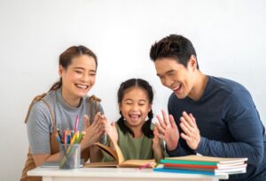 Trao đổi với con về những điều đã học