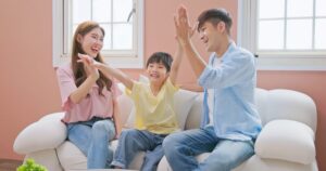 Trẻ được khuyến khích và động viên đúng cách sẽ có động lực học tập cao hơn