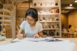 Đặt ra các mục tiêu học tập rõ ràng