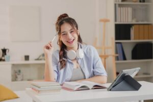 Các trường đại học thường tìm kiếm những ứng viên có đam mê và thành tích học tập vững vàng.