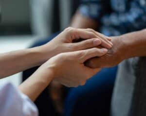 Thể hiện sự quan tâm của bạn