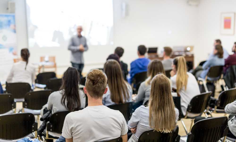 Vì sao nên học đại học khai phóng Mỹ 