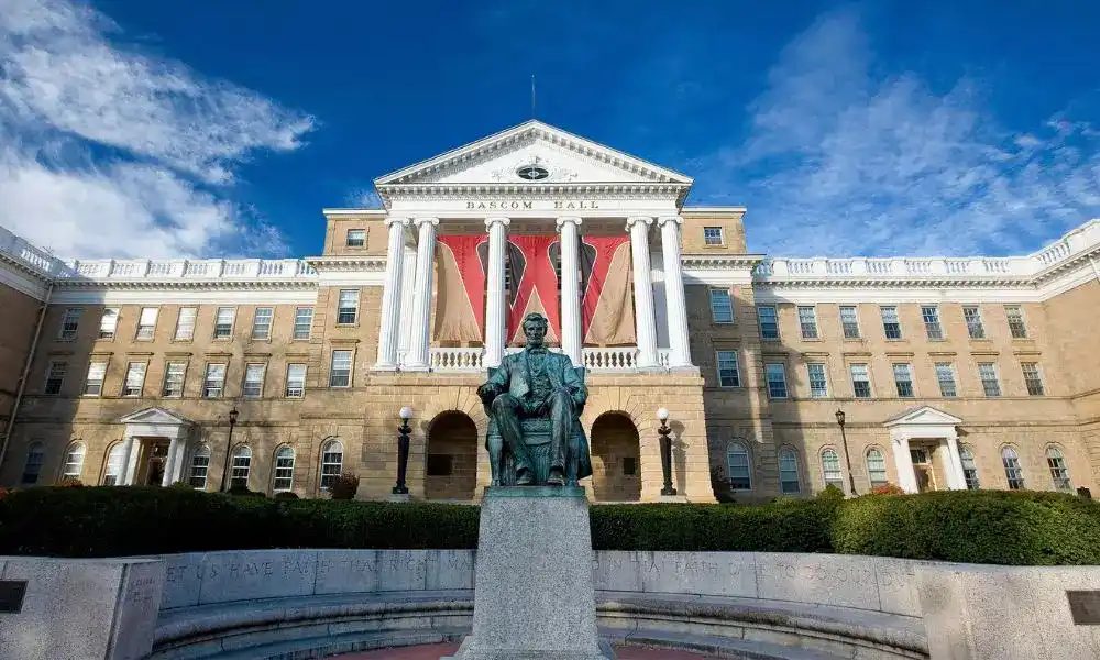 Carnegie Mellon University (CMU)